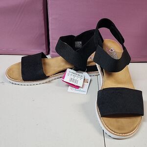Bobs From Skechers 10W Velcro Sandals New